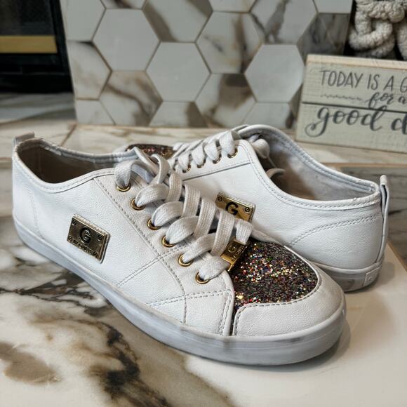 Guess Women’s G Matrix White Leather Lace-up Glitter Toe/Tongue Sneakers Sz 8.5 - Picture 1 of 12